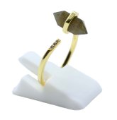 Ring van 925 sterling zilver met labradorietpunt