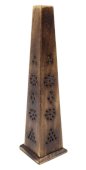 Wierookhouder Hout Toren Piramide Motieven 30cm
