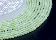 Kralen Groene Jade 4mm aan draad 40cm